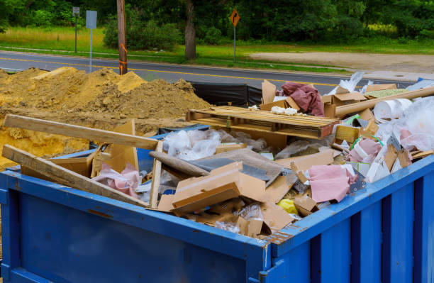 Best Construction Debris Removal  in Watertown, MN